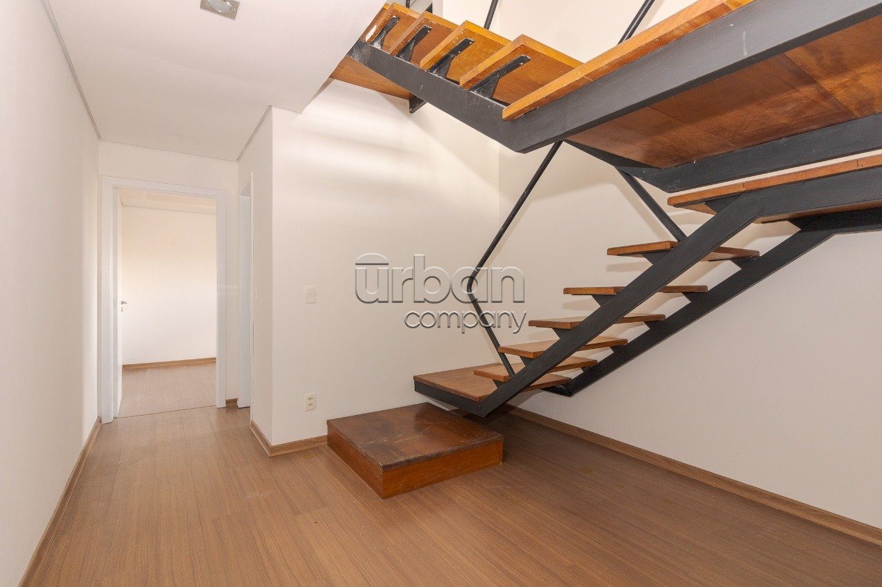 Apartamento Duplex com 94m², 2 quartos, 1 suíte, 2 vagas, no bairro Cristo Redentor em Porto Alegre