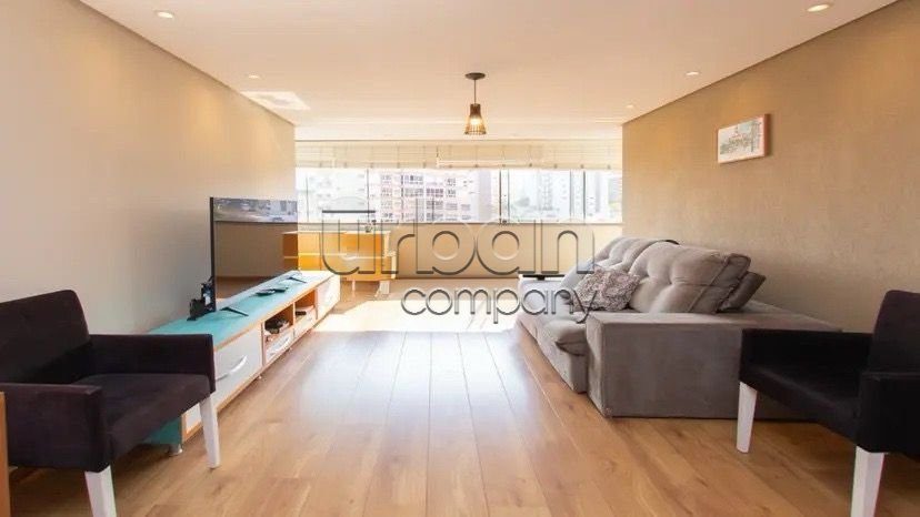 Apartamento com 95m², 3 quartos, 1 suíte, 2 vagas, no bairro Jardim Botânico em Porto Alegre