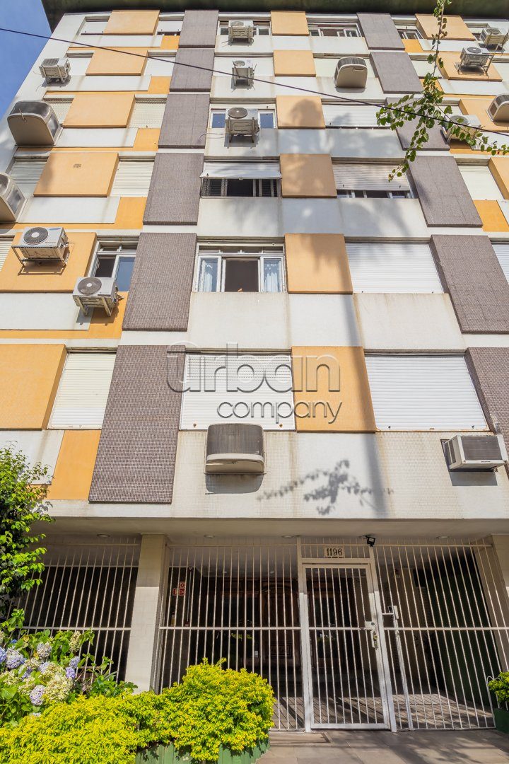 Apartamento com 97m², 3 quartos, 1 vaga, no bairro Menino Deus em Porto Alegre