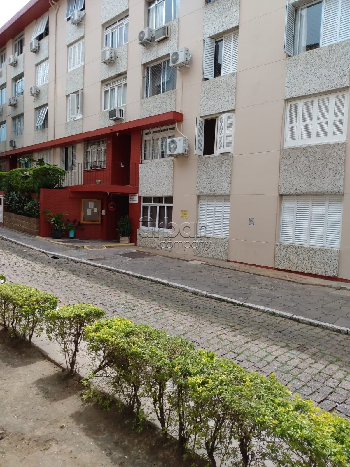 Apartamento com 53m², 2 quartos, 99 vagas, no bairro Passo da Areia em Porto Alegre