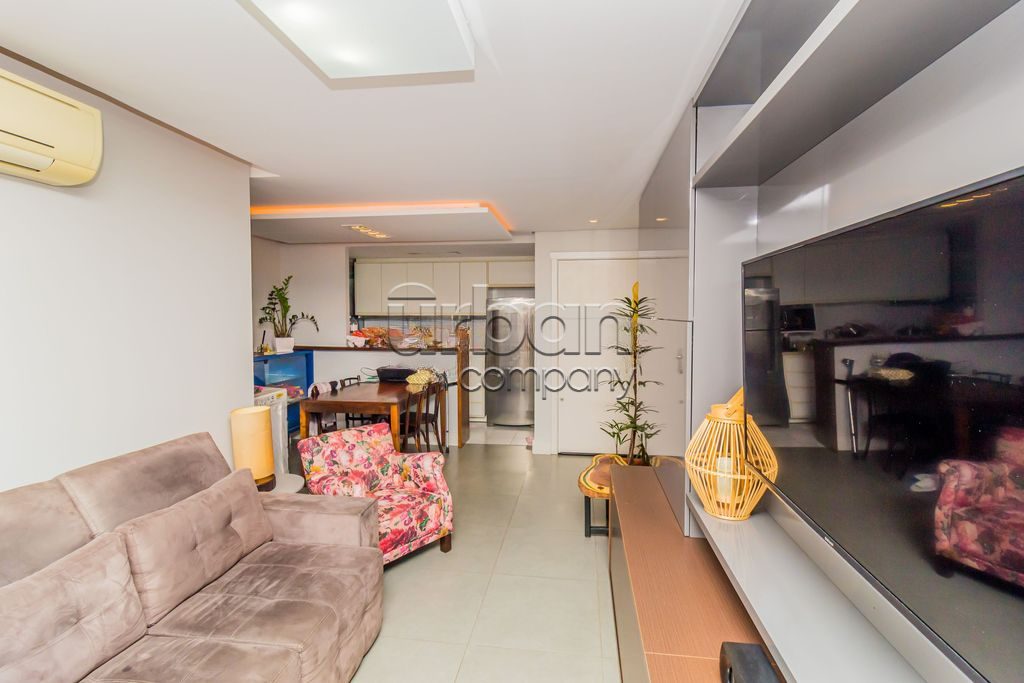 Apartamento com 68m², 3 quartos, 1 vaga, no bairro Vila Ipiranga em Porto Alegre