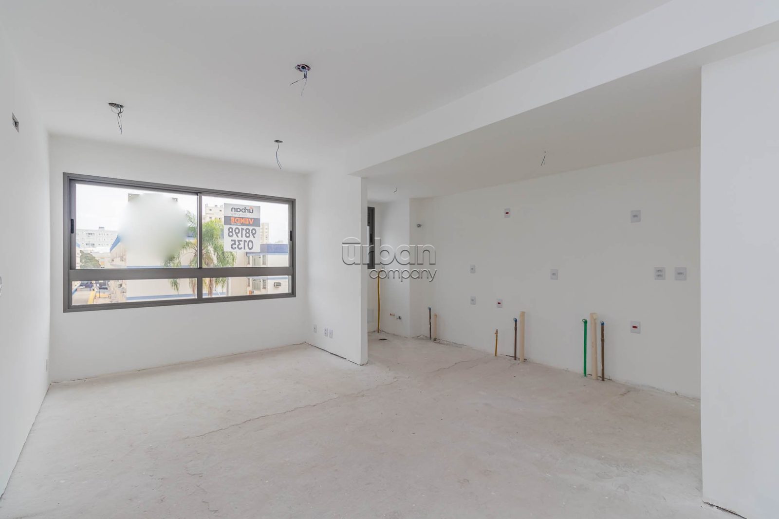 Apartamento com 45m², 1 quarto, no bairro Passo da Areia em Porto Alegre