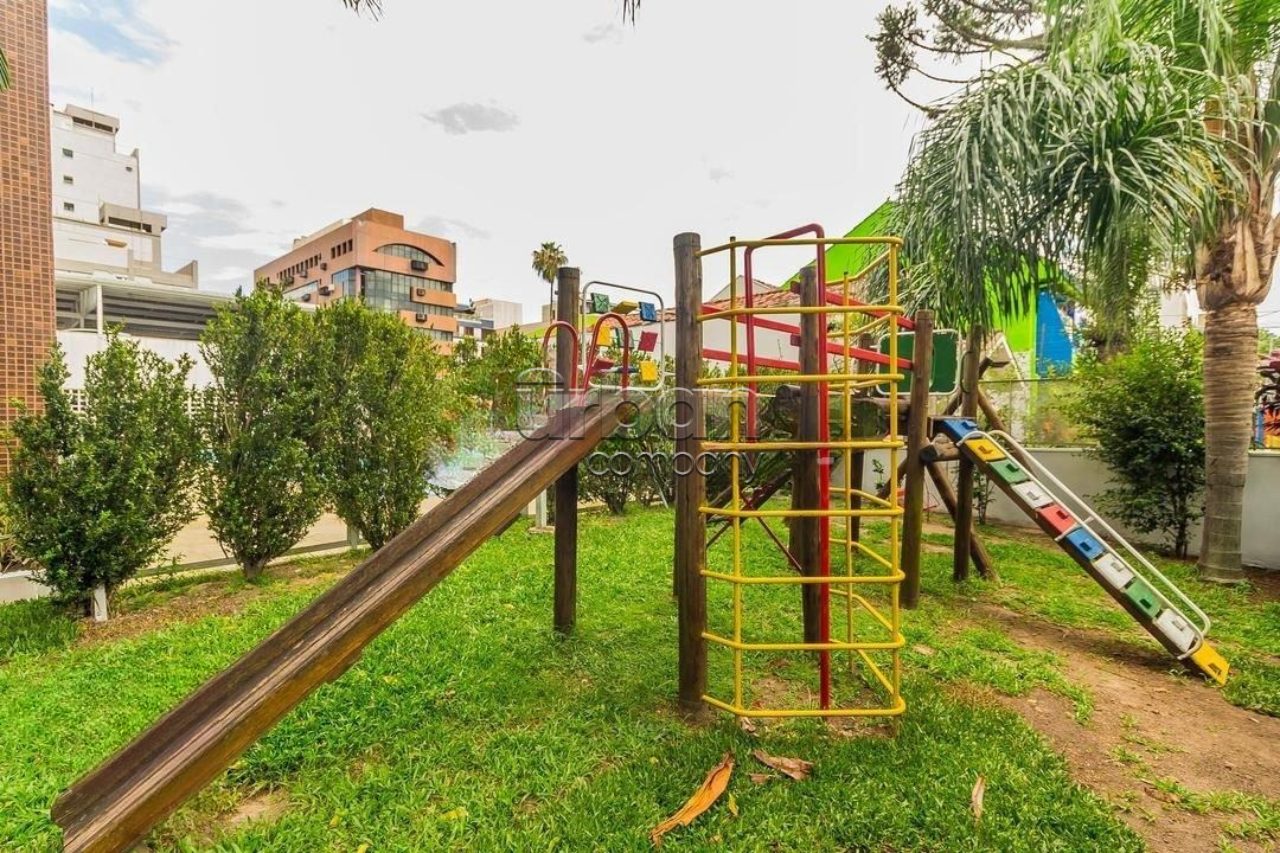 Condomínio Edificio Quality Menino Deus em Porto Alegre