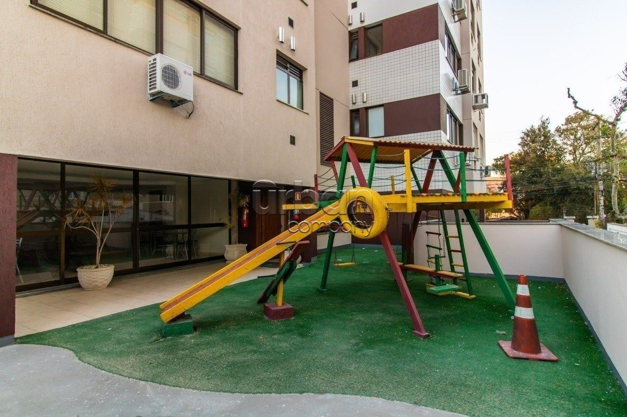 Condomínio Edifício Miradouro Leste em Porto Alegre